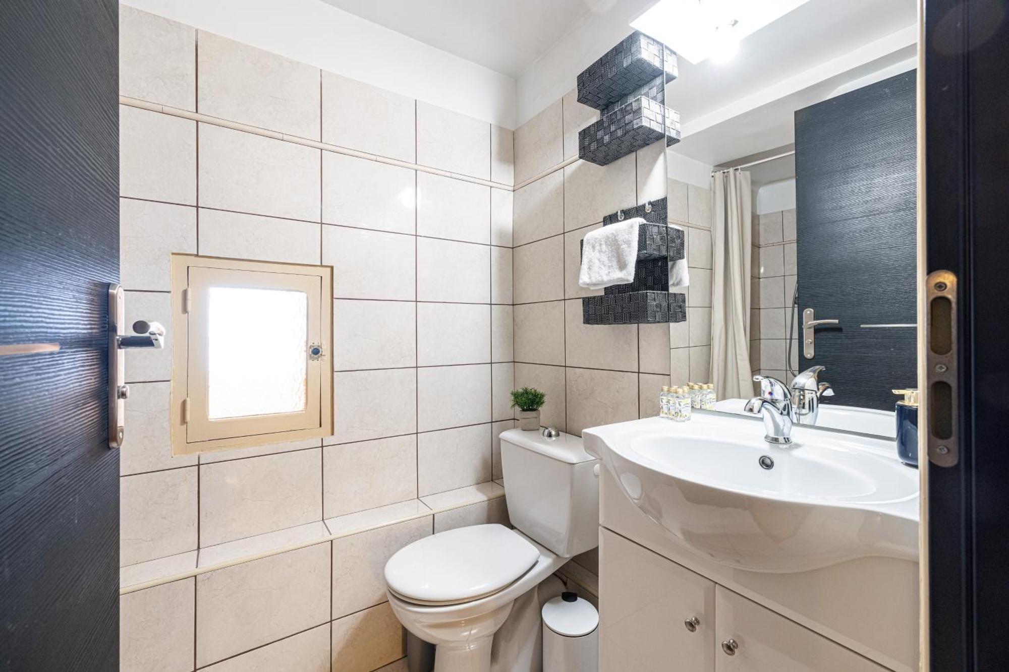 3 Pieces Des Jardins Apartment Menton Bagian luar foto